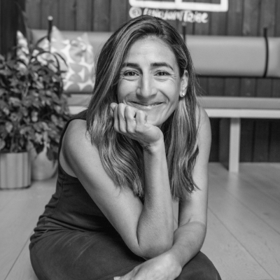 Mina Barimany, licensed therapist at Frog Point Therapy in Salt Lake City, specializing in couples and family counseling